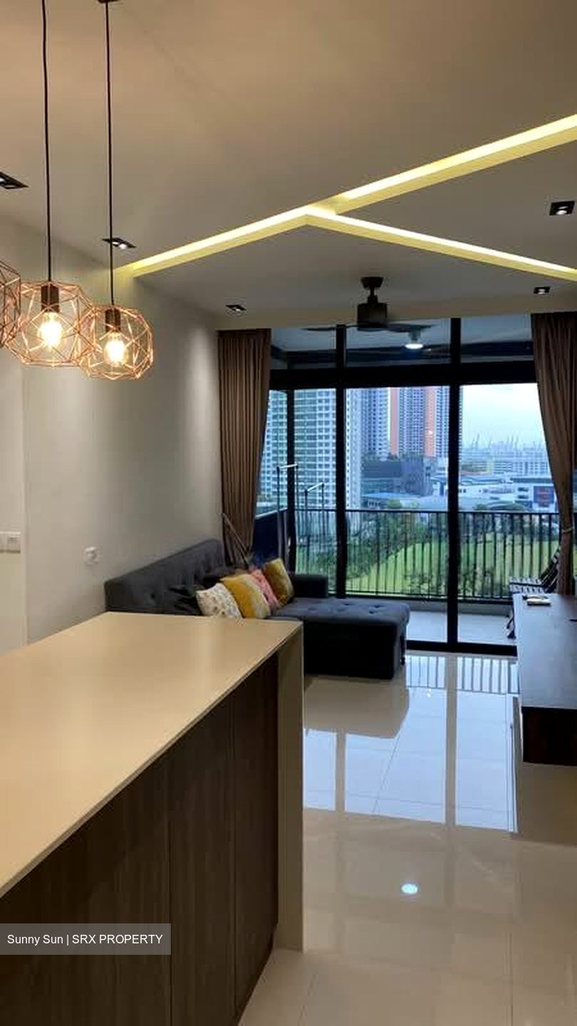 The Trilinq (D5), Condominium #559176621